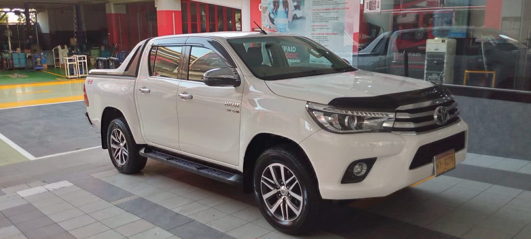 Premium SUV available for airport transfer and corporate transport
